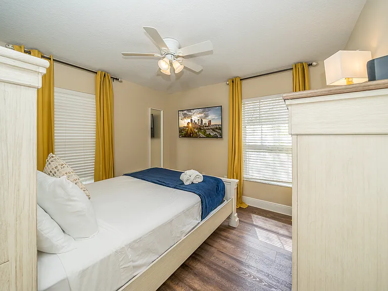 205 E Kirby St — Photo 14