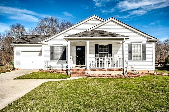 1st image of 154 Brantley Place Dr