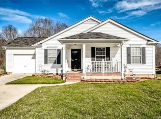 154 Brantley Place Dr, Mooresville, NC 28117