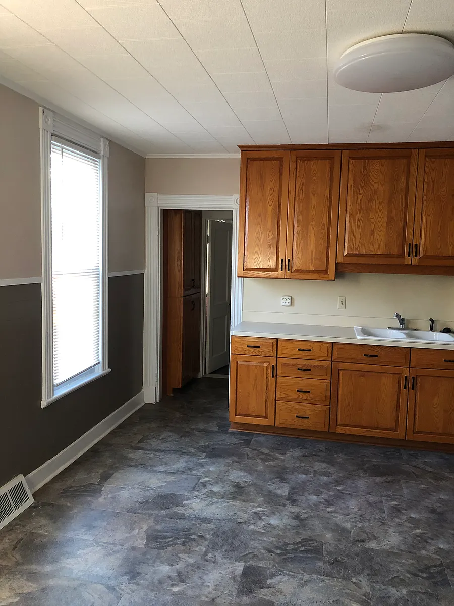 Building Photo - 230 Brookside Ave #1
