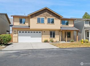 220 NE Tronson Circle, Bremerton, WA 98311