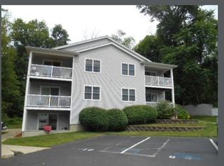 380 Coburn Ave APT 8, Worcester, MA 01604