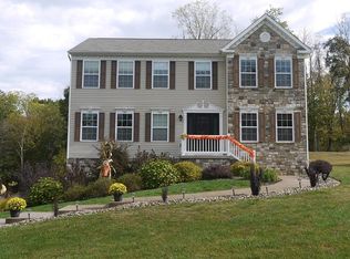308 Red Fox Ct, Baden, PA 15005