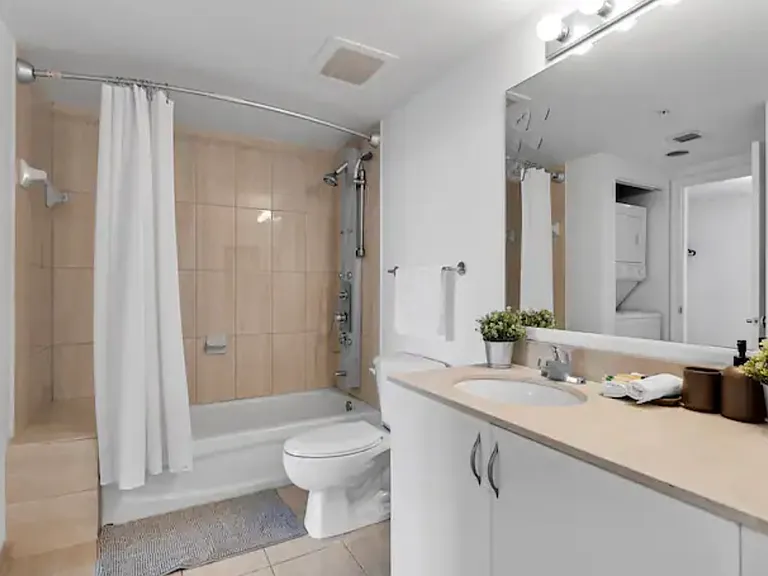 1750 N Bayshore Dr #5310 — Photo 23
