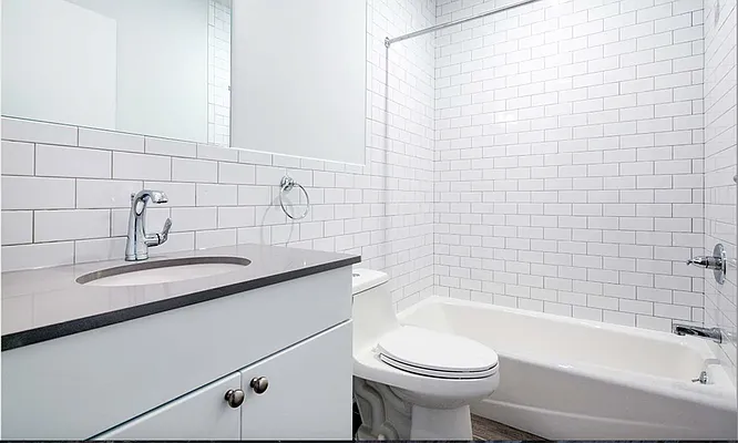 Rented by P Management | media 41