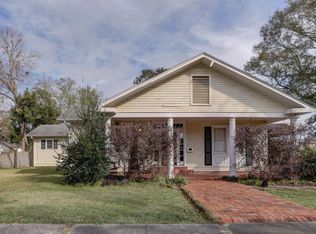 114 W Hamilton St, Saint Martinville, LA 70582