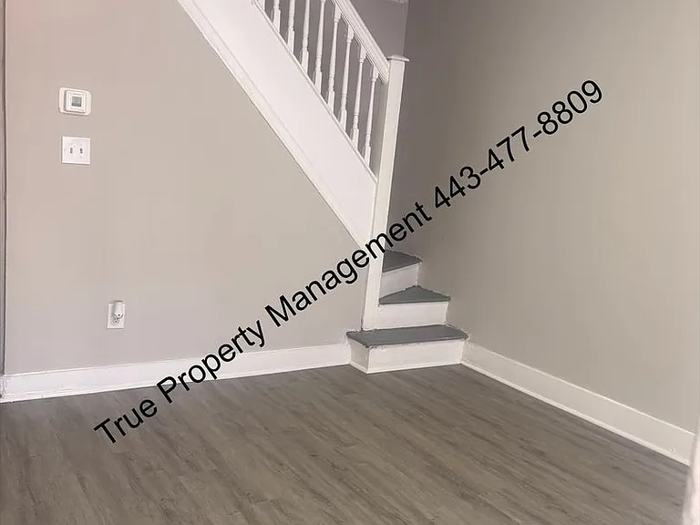 1722 N Monroe St — Photo 2