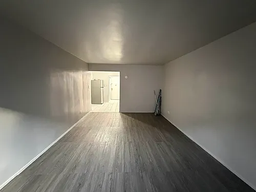 1115 Willmohr St #B Photo 1