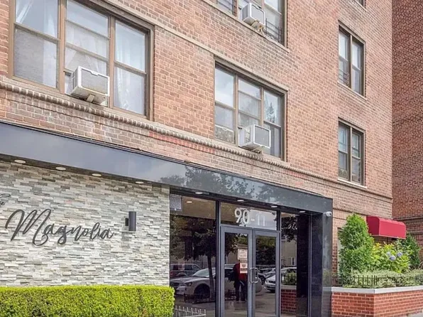 90-11 35th Ave #6R, Jackson Heights, NY 11372