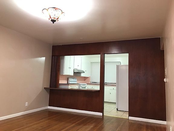 3rd image of 1256 Geneva Ave APT 2
