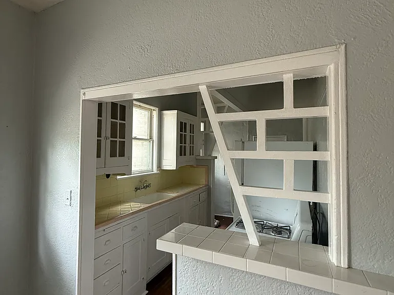 326 W Huisache Ave #11 — Photo 10