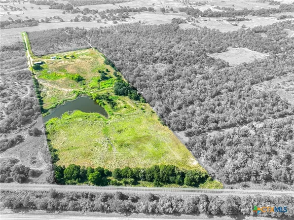 3482 Woodrow Center Rd, Kingsbury, TX 78638
