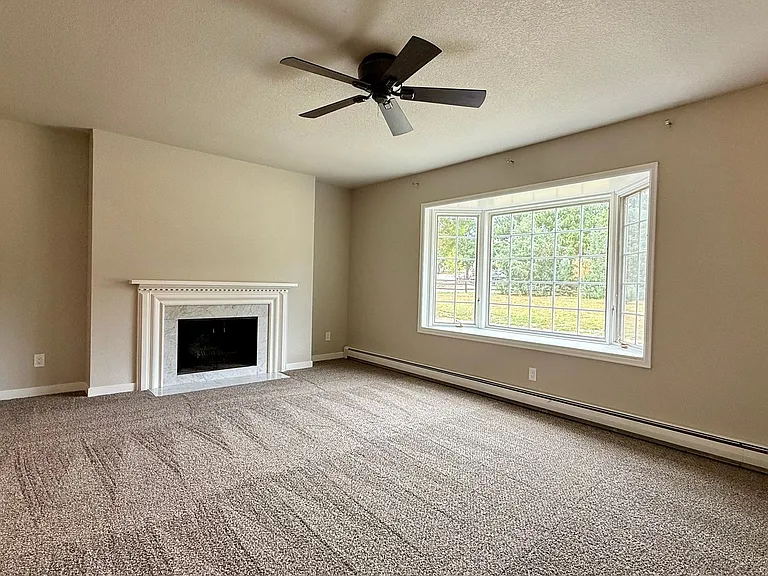 5330 Miranda Rd — Photo 12