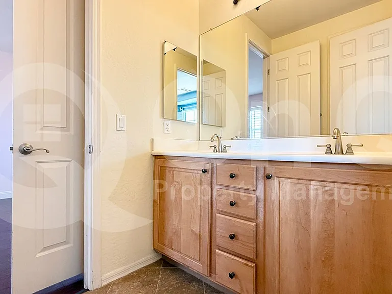 3137 E Fandango Dr — Photo 24