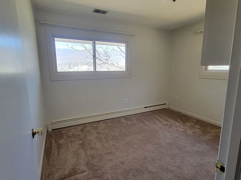 223 Cherry St — Photo 7