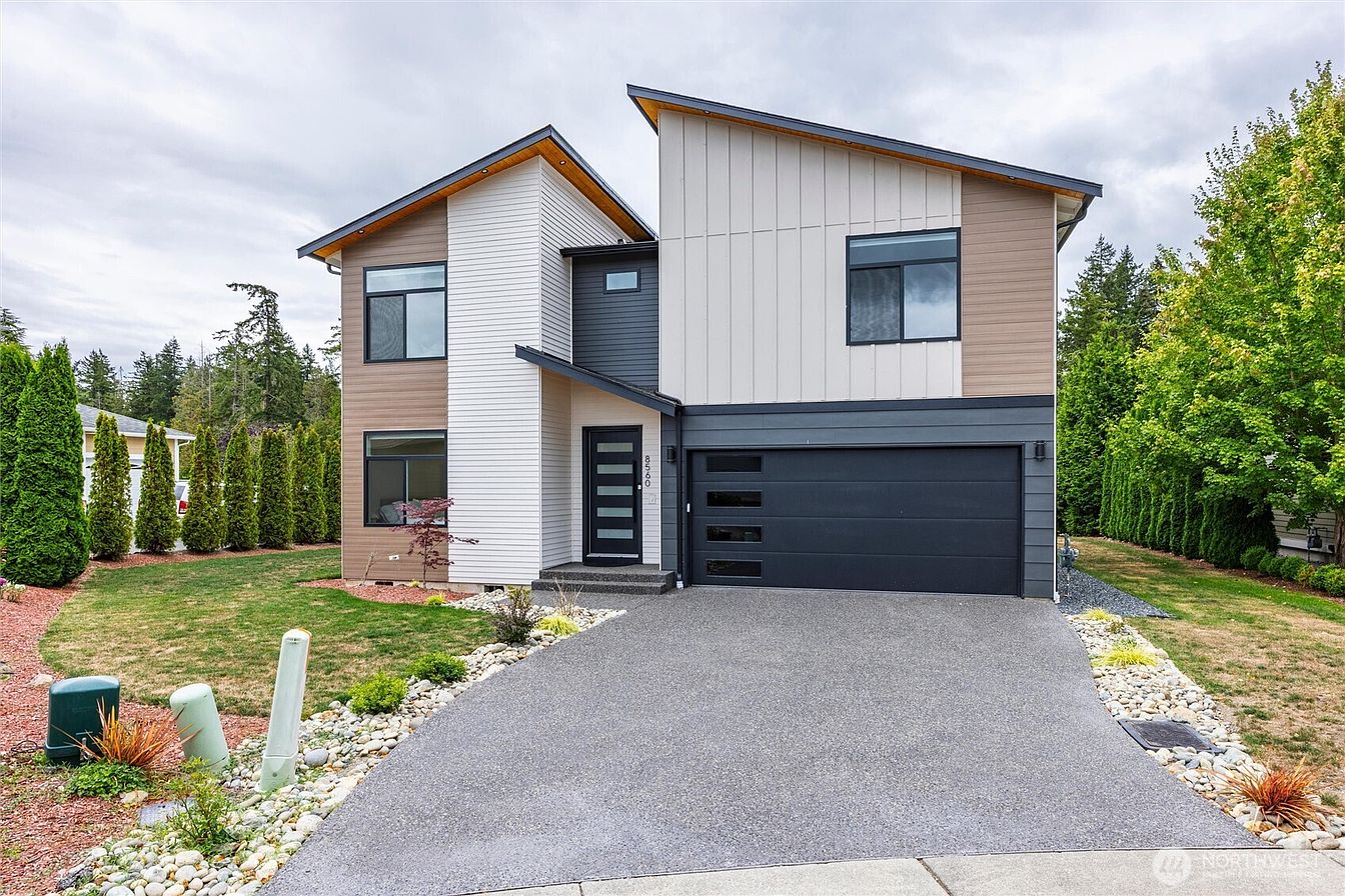 1st image of 8560 Siena Court