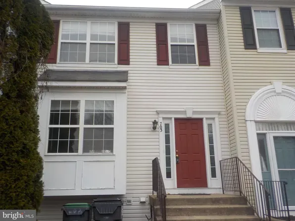 703 Kings Crest Dr, Stafford, VA 22554