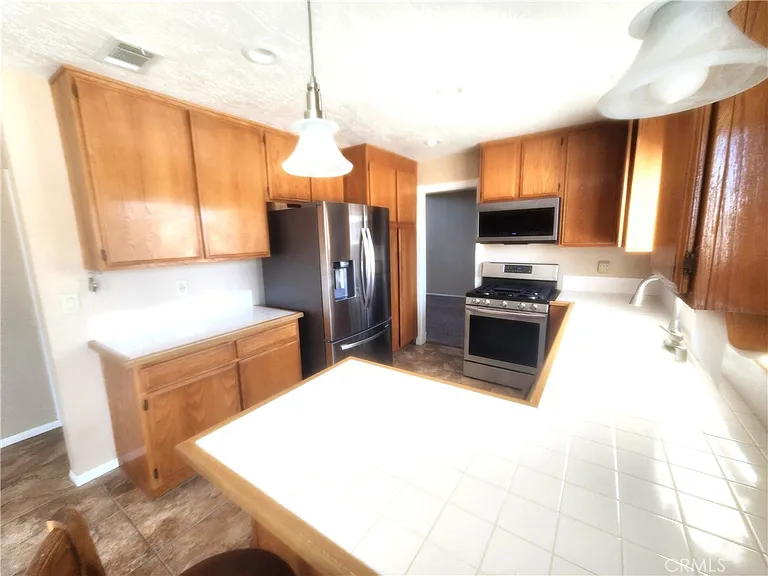 15181 Kimball St — Photo 6