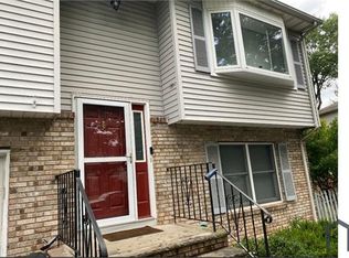 9 Rutherford Ct, Middlesex, NJ 08846