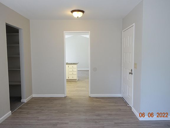 4th image of 7230 Aberfeldy Way