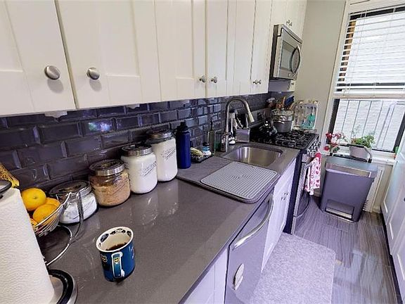 3rd image of 9040 Fort Hamilton Pkwy APT 2G