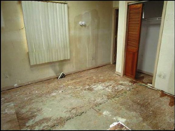 3rd image of 214 Folsom Ave