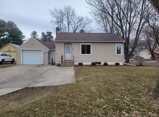 302 NW Grove St, Brownsdale, MN 55918