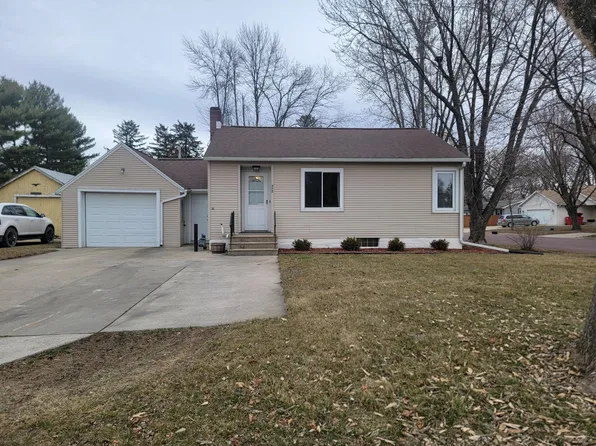 302 NW Grove St, Brownsdale, MN 55918
