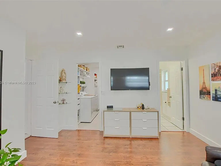 22745 SW 66th Ave #206 — Photo 15