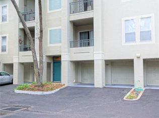 621 Island Place Way, Tampa, FL 33602