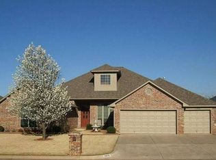 11908 Blue Haven Ct, Oklahoma City, OK 73162