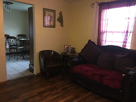 2nd image of 707 2nd Pl