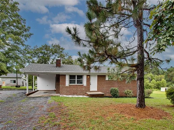 1163 Patterson Grove Rd, Ramseur, NC 27316