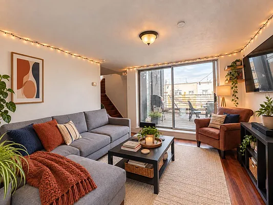 Living room, photo 3