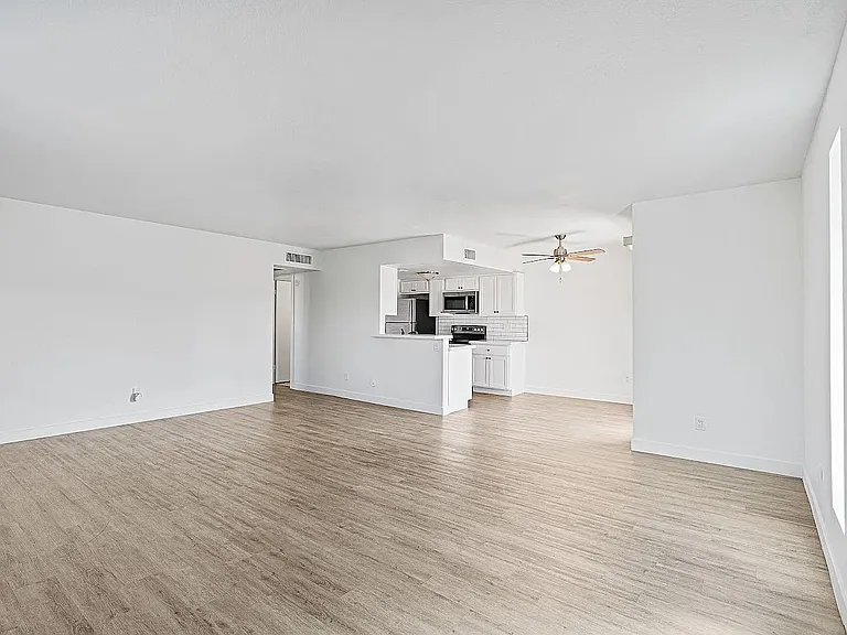 740 E Joan D Arc Ave — Photo 6