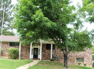 114 Village Rd, Hot Springs, AR 71913