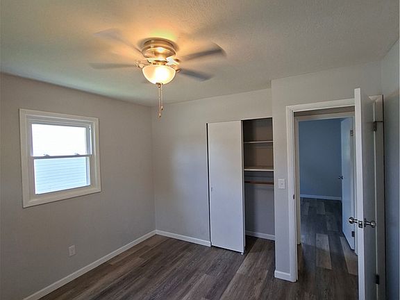5th image of 513 Clyde Pl