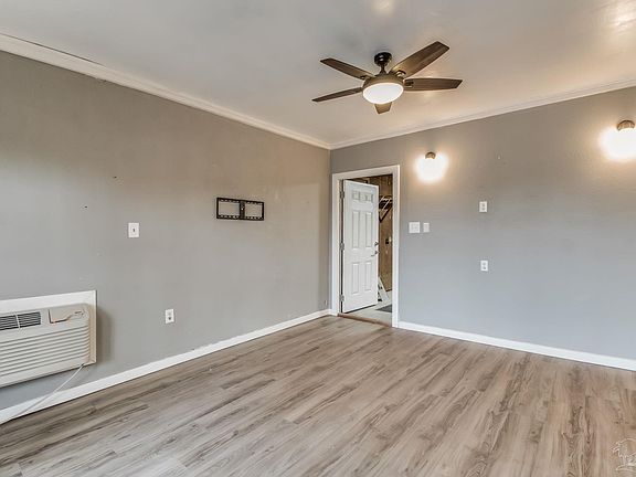 5th image of 1280 Mahogany Mill Rd APT 13