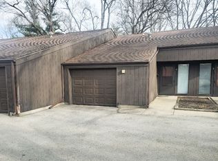 525 N Blackhawk Blvd #4, Rockton, IL 61072