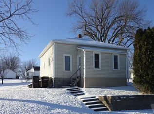 118 S Kossuth St, Osceola, IA 50213