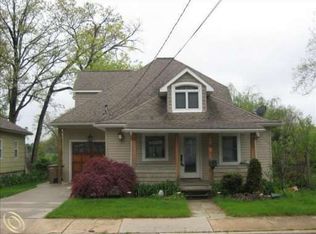 19 Ruth Ave, Pontiac, MI 48341