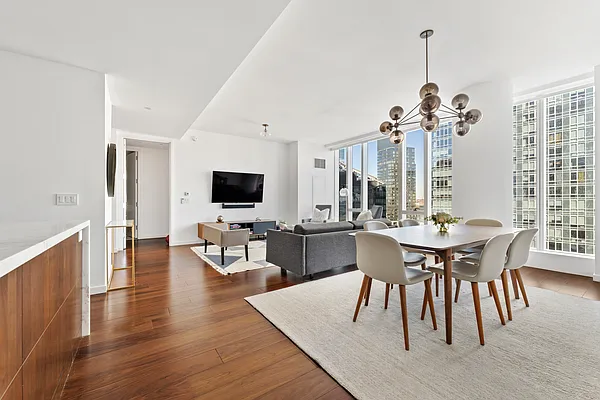 Rented by Compass | media 12