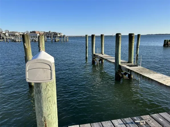 4 Northwest Street #B28, Stonington, CT 06378