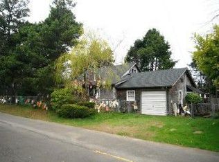 218 15th St SE, Long Beach, WA 98631