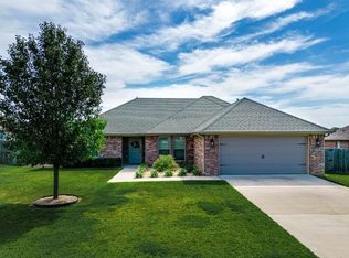 217 McDaniel St, Lowell, AR 72745