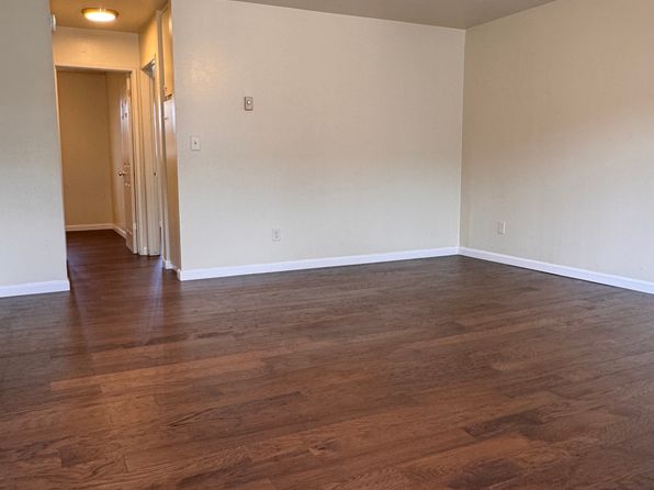 3105 E 18th St APT G