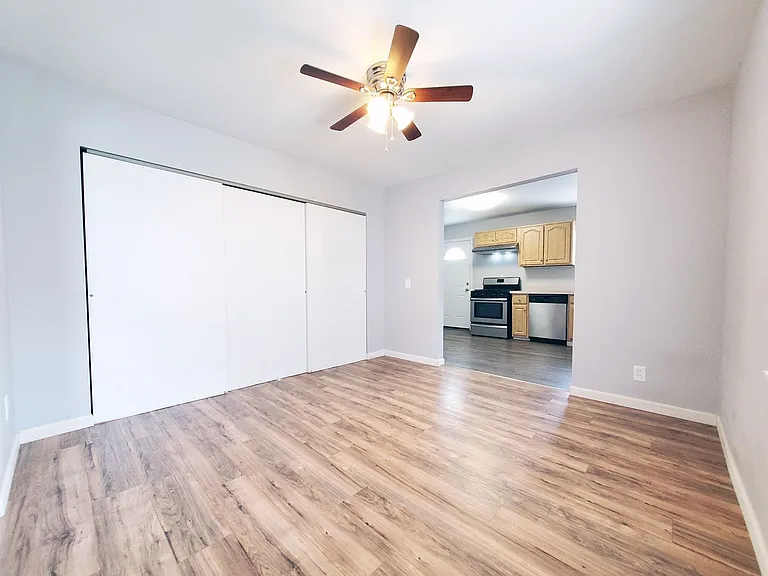 23214 Gay St — Photo 5