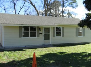 707 Cherokee Rd, Greenwood, MS 38930