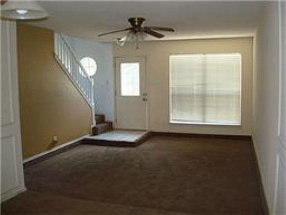 4th image of 6008 Maple Leaf Dr