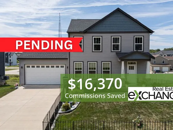 3355 Glenbrook Cir N, Bettendorf, IA 52722